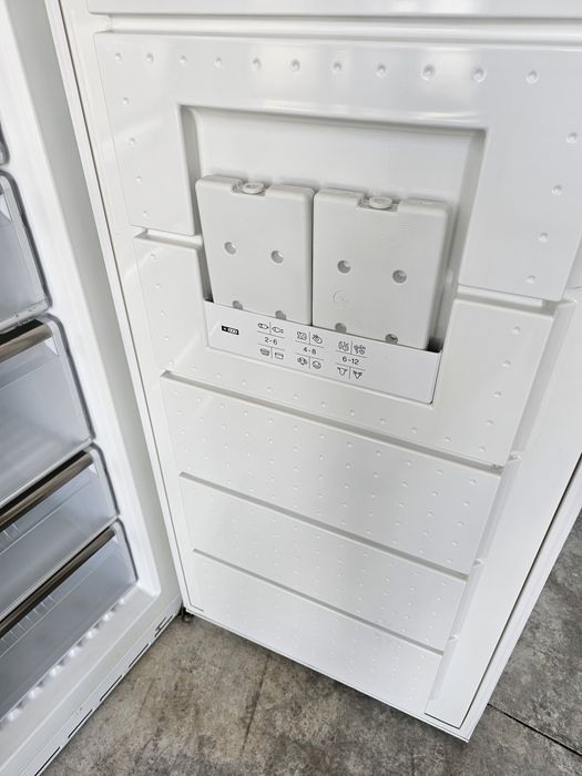 Фризер SIEMENS- No Frost