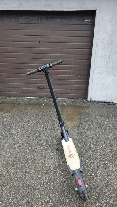 Продам электросамокат