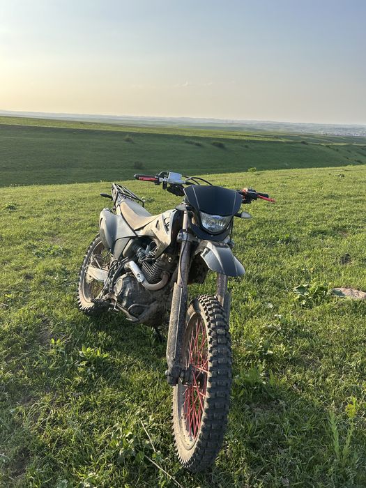 Мотоцикл эндуро 06