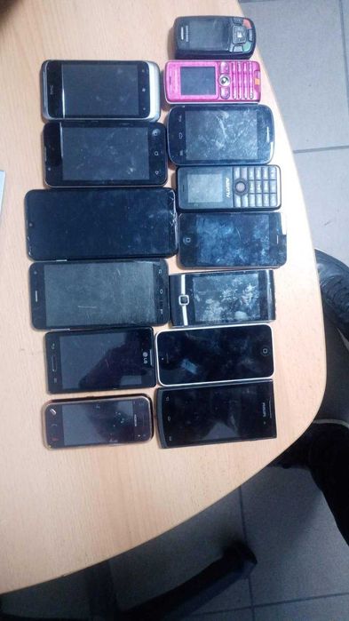 vand telefoane de colectie
