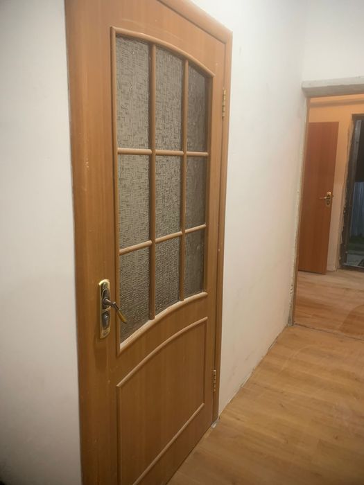 6есік барлығы 18000