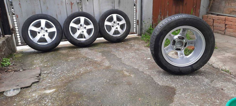 Летни гуми LASSA GREENWAYS 185/60/14 с джанти MOMO WIN PRO