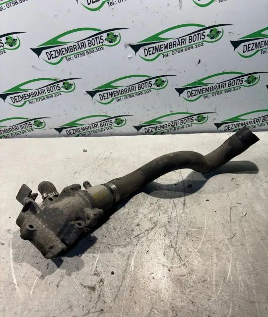 CARCASA TERMOSTAT 8200155515 Dacia Logan 2006 1.4 (85 hp)