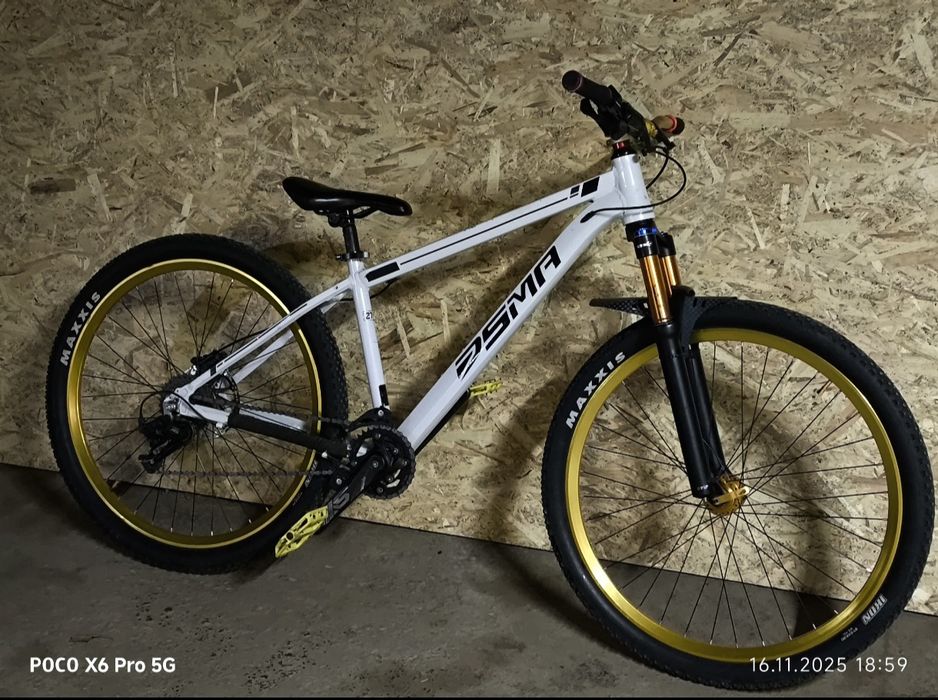 140000тг
  • Рама алюм