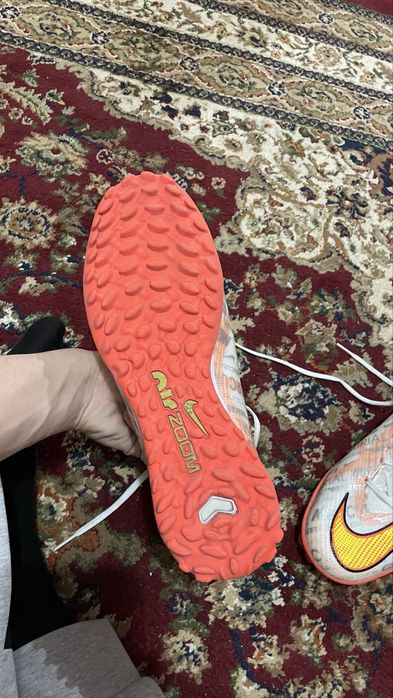 Сороконожка MERCURIAL