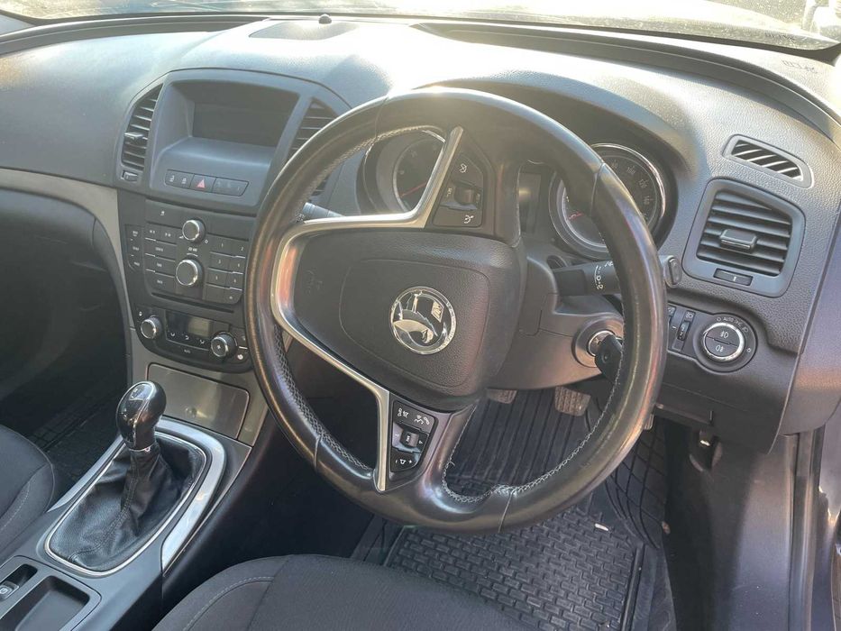 Опел Инсигния 2.0 CDTI / Opel Insignia 2.0 CDTI на части