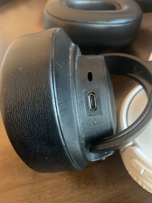 слушалки JBL Tune 750BTNC и JBL Tune 500BT