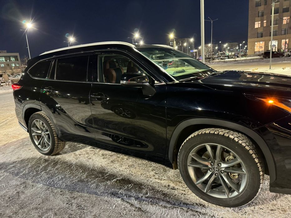 Тайота Хайландер