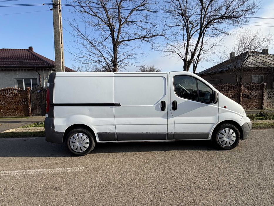 OPEL VIVARO 2.0 model lung, an fabricatie 2012