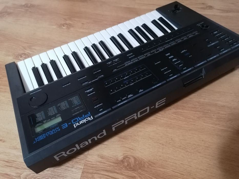 ROLAND PRO-E Arranger Keyboard pian orgă sintetizator
