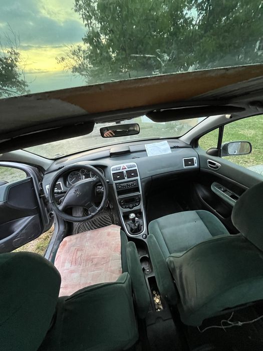 На части  Пежо 307   2.0 бензин