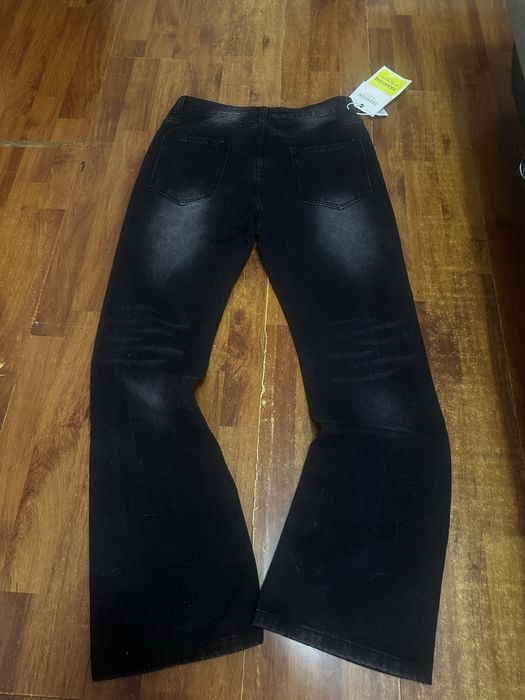 продам Flared Jeans (новые)