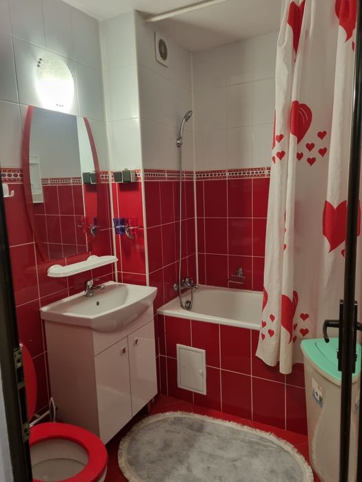 Inchiriez apartament 2 camere semidecomandat tiglina 3