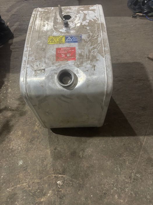 Резервоари за скания