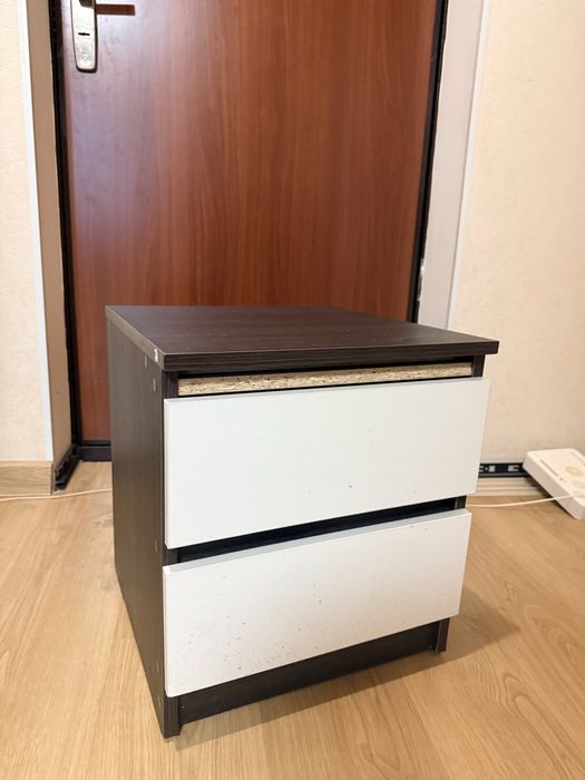 Тумбочки 2 штук в отличным состояние