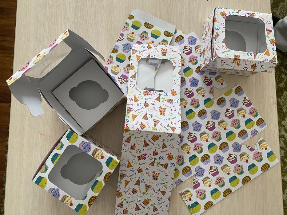 Коробки для капкейков, пирожных