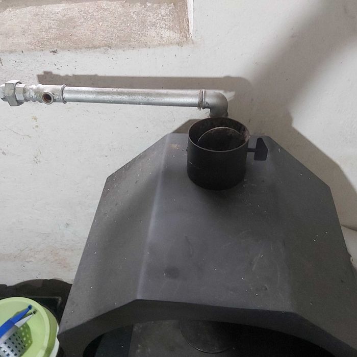 Камина за твърдо гориво