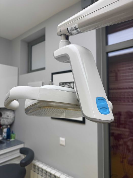 Стоматологичен юнит A-dec