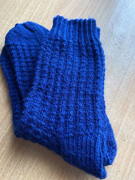 Шарфы, шапки, носки