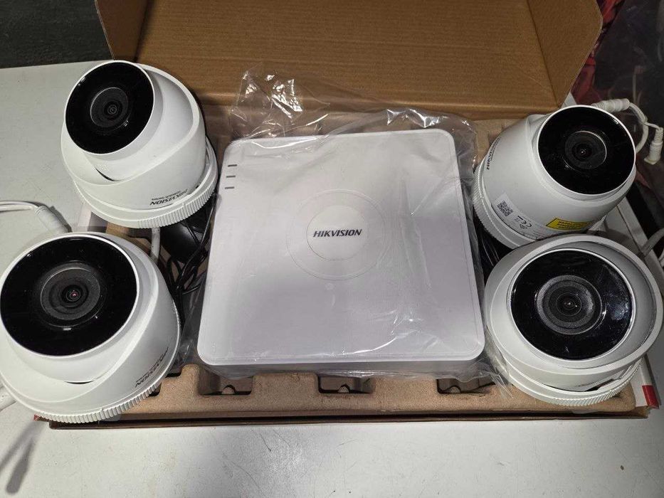 Продавам видеонаблюдение NVR + 4 IP камери Hikvision