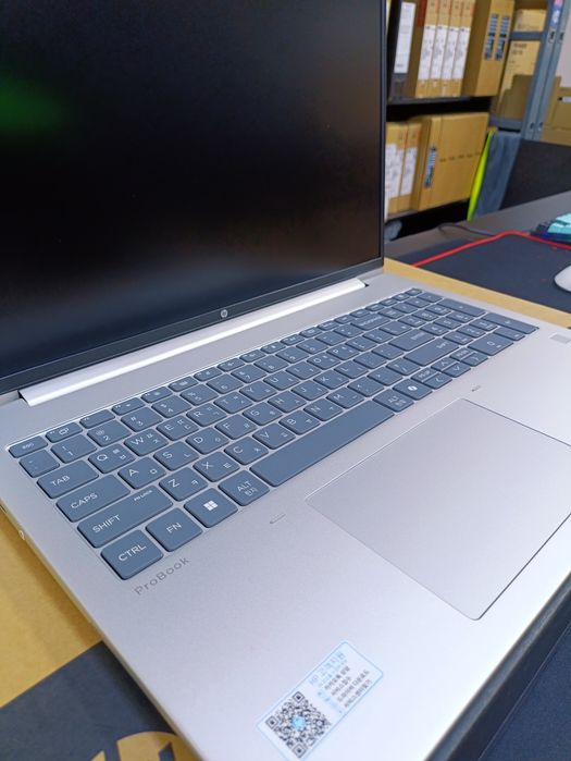 HP ProBook 16.0 Silver