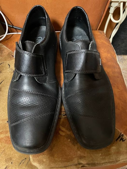 Papuci din piele , Eleganți