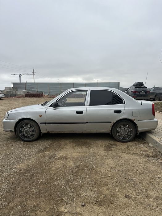 Продам машину hyundai accent 2005