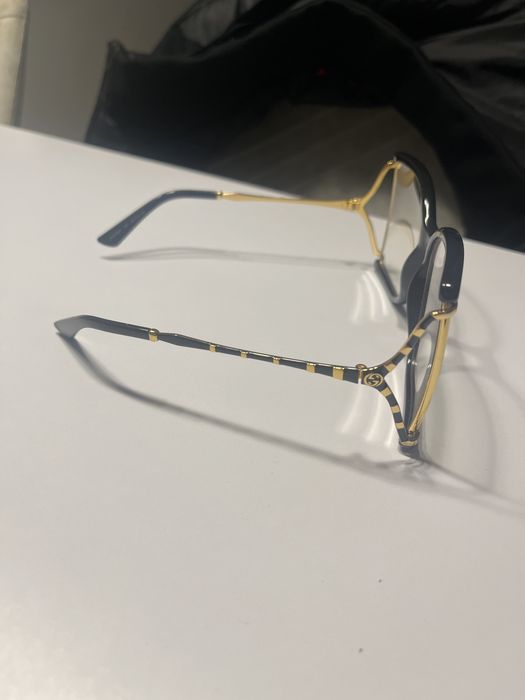 Vand ochelari gucci de vedefe sau de soare