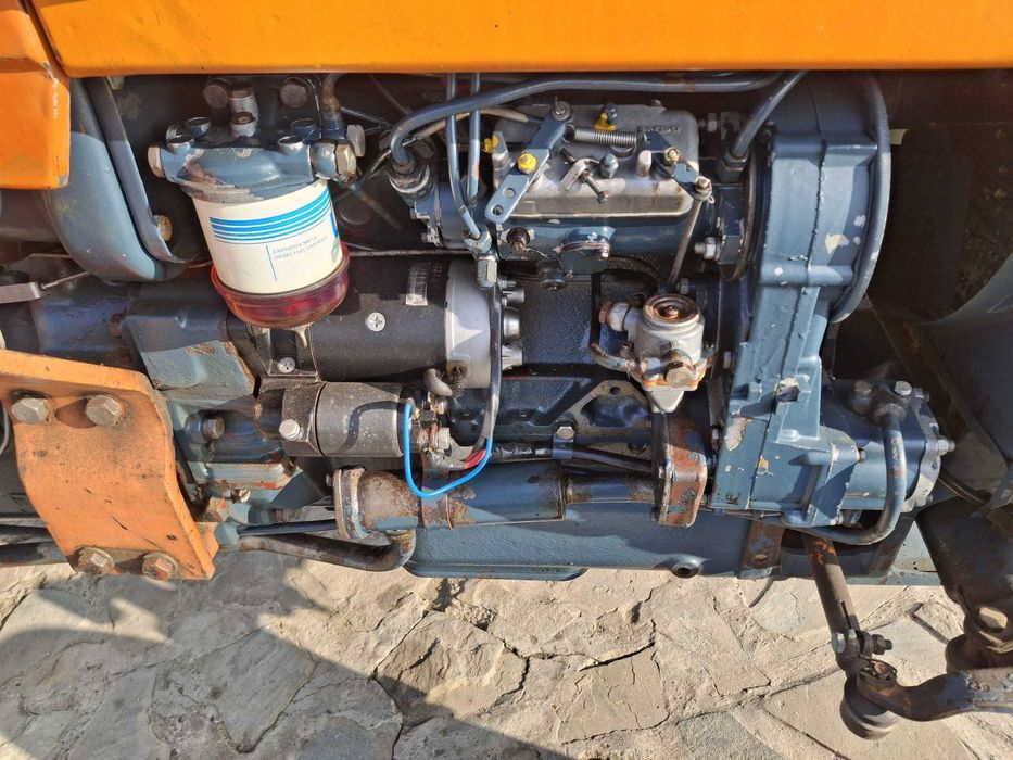 Tractor vie utb universal viticol vr 445, import Franta original 100%