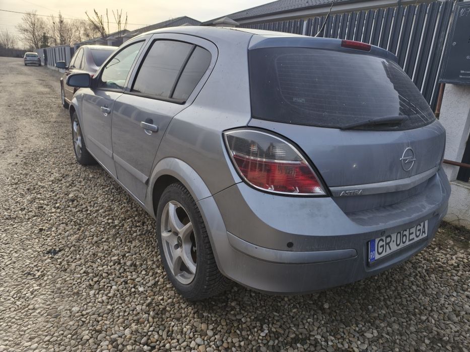 OPEL ASTRA H 1.4 Benzina+ GPL 2008 197000 km, negociabil