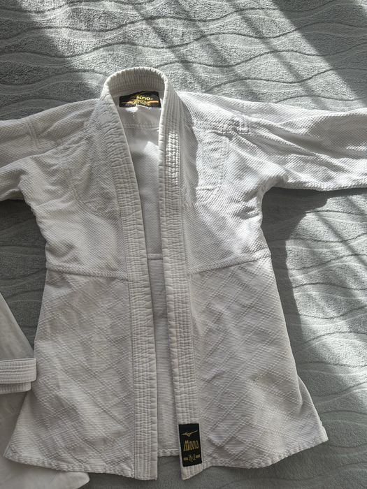 Продам кимано для дзюдо