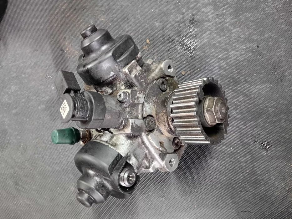 Pompa inalte motor 3.0 CASA touareg 7L/porsche cayenne/Q7