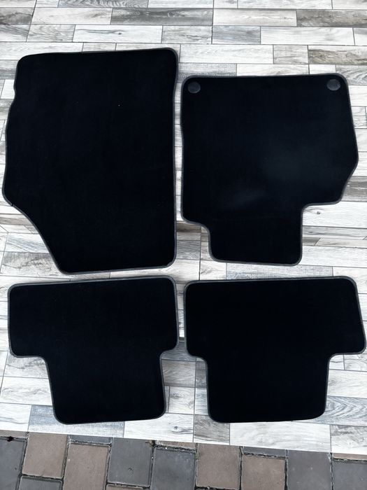 Vand covorase auto tip mocheta originale Renault Megane 3