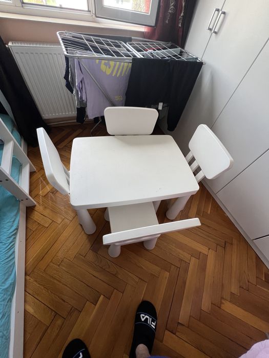 Vand scaune, masa si pat supraetajat copii
