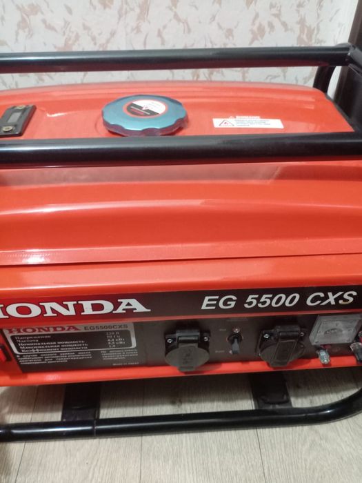 Бензиновый генеретор Honda