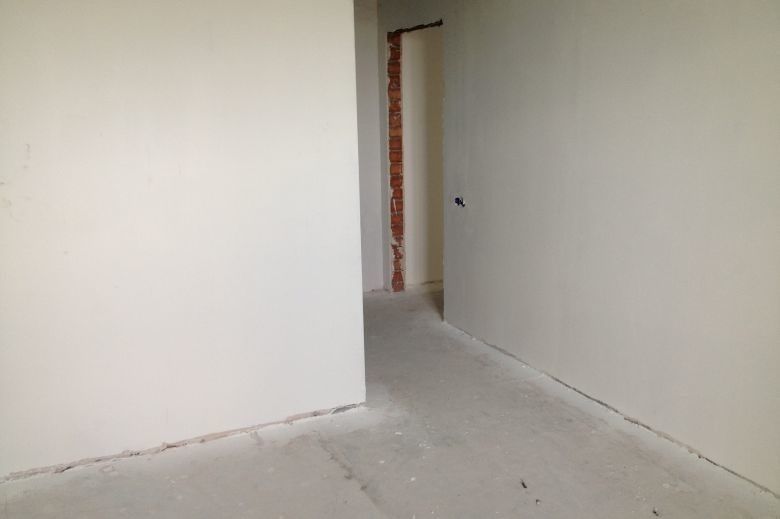 Шпаклёвка стен, покраска