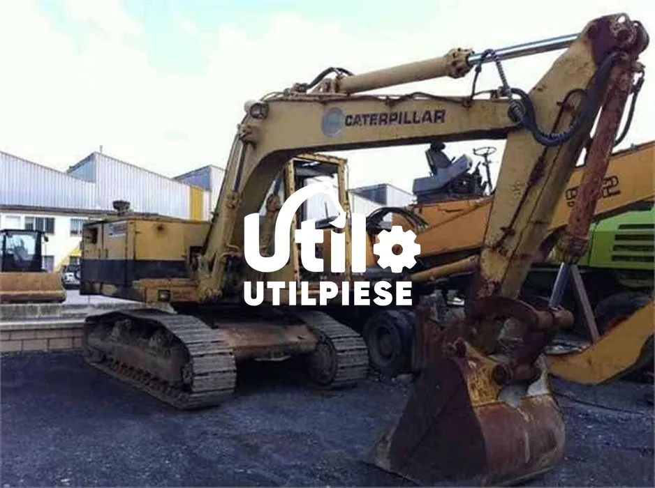 Dezmembrare Excavator Caterpillar 215B 215 225B 235B + piese CAT