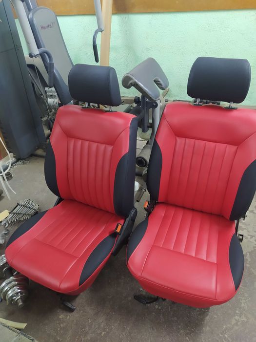 Сиденья  передние Пассат б3 б4 Венто .