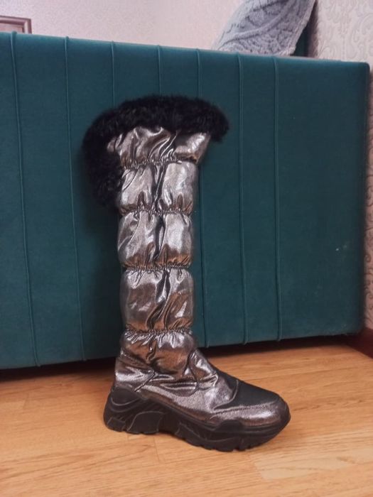 Шикарные зимние сапоги