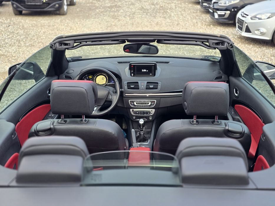 Renault Megane 1.6dci 2013 cabrio Xenon Navi Piele RATE SI GARANTIE