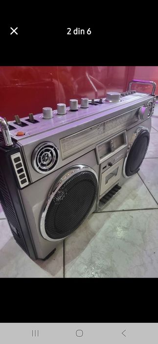 Radiocasetofon Crown