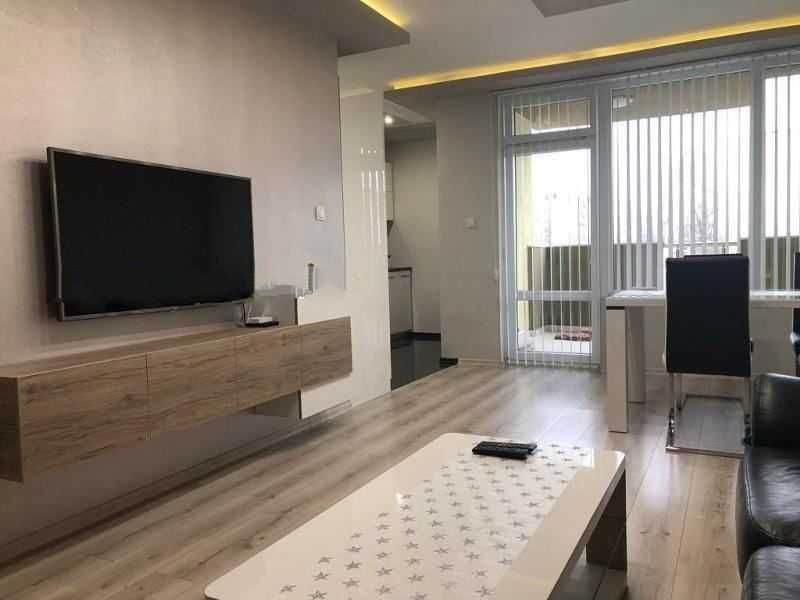 Продава се Тристаен апартамент в София, Студентски град - 95 кв.м за 2037 €/кв.м - Снимка #8