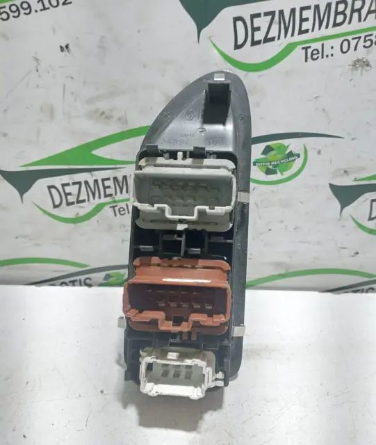 Butoane geam sofer Renault Laguna 2001 1.6 MT (107 hp)