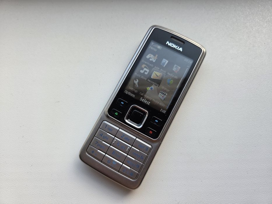 Nokia 6301 cu Wi-Fi