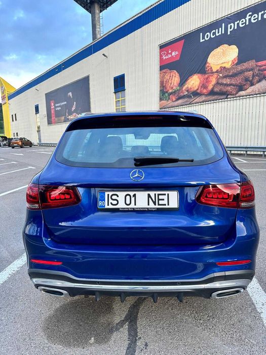 Mercedes Benz GLC 300d 4matic - AMG/Sistem audio surround Burmester®