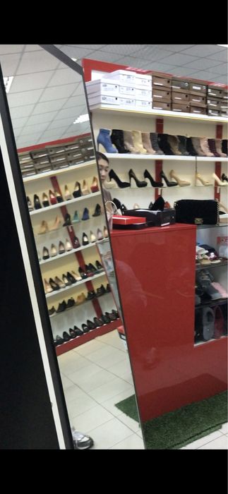 Зеркало в бутик