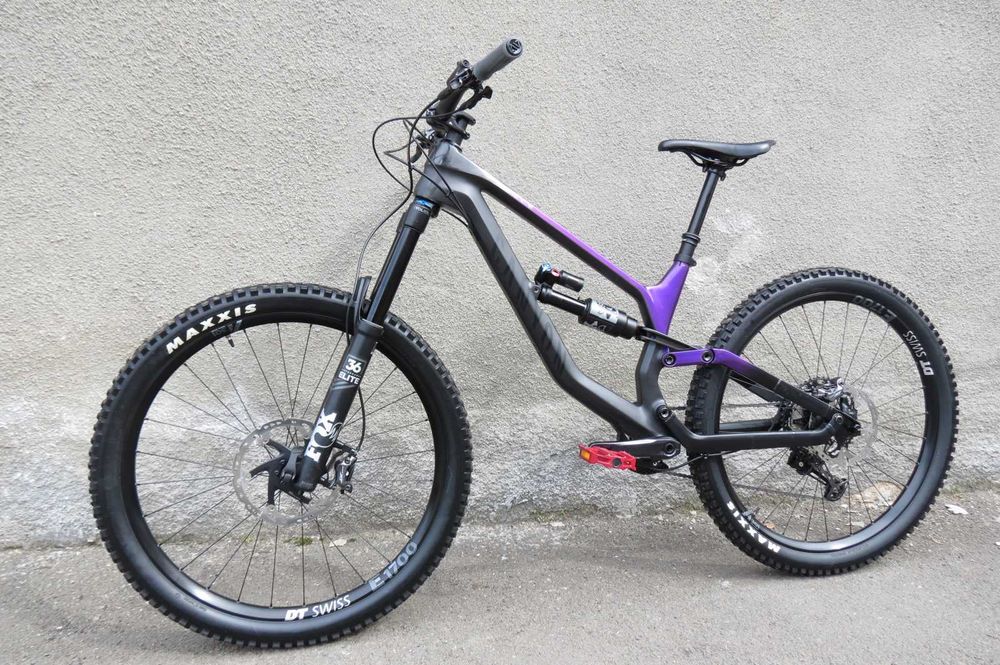 Bicicleta Full Suspension Canyon