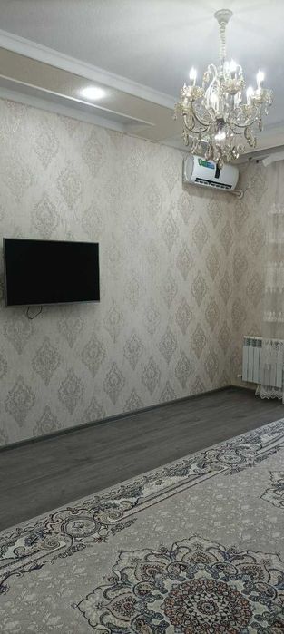 Қибрай тумани марказида янги уйлардан 3 хонали уй ижарага берилади.