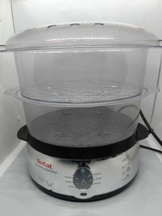 Уред за готвене на пара и гофретник немски