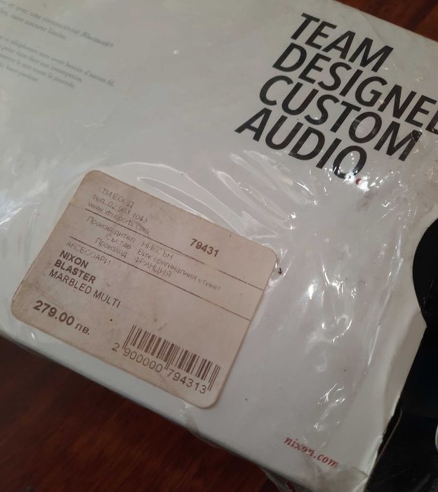 Блутут колонkа NIXON the Blaster